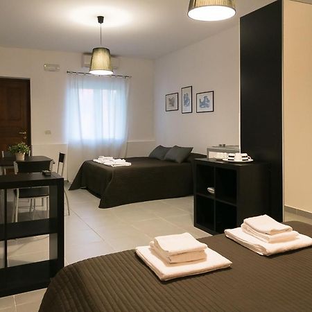 Belvedere Monte Leano Guest House Terracina Eksteriør bilde