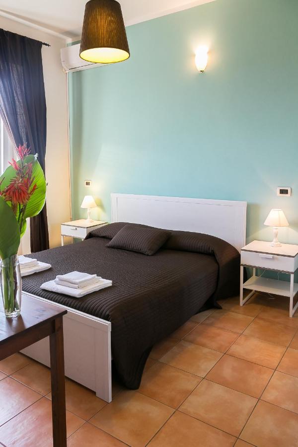 Belvedere Monte Leano Guest House Terracina Eksteriør bilde