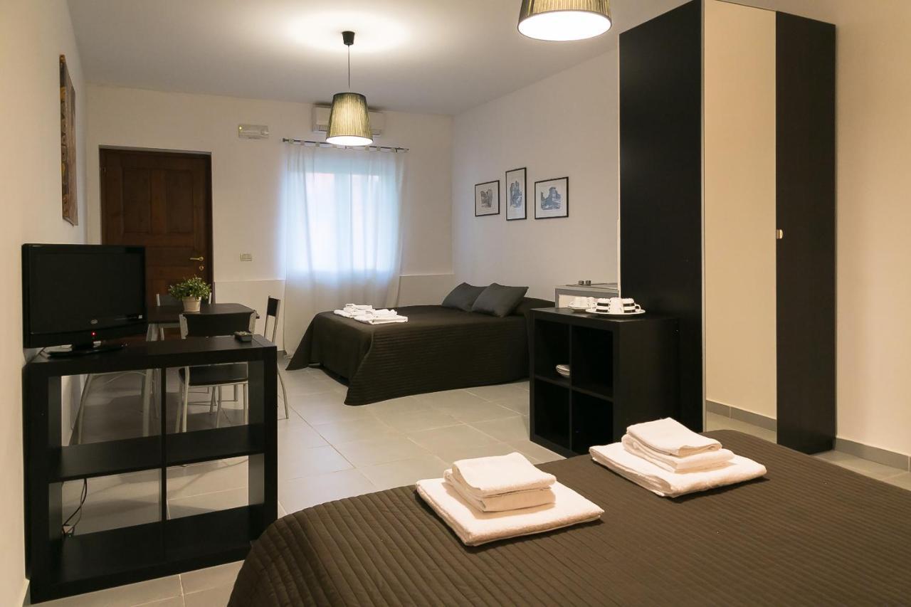 Belvedere Monte Leano Guest House Terracina Eksteriør bilde