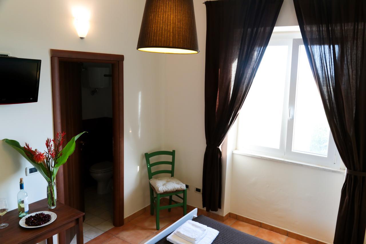 Belvedere Monte Leano Guest House Terracina Eksteriør bilde