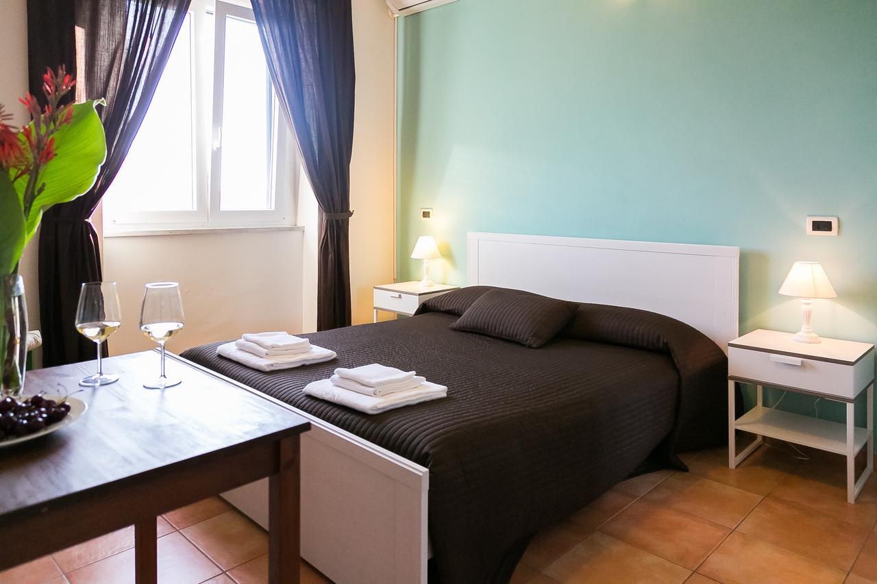 Belvedere Monte Leano Guest House Terracina Eksteriør bilde